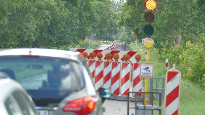 Trwa remont DW nr 278 w Łysinach. Sygnalizacja świetlna tylko do końca przyszłego tygodnia