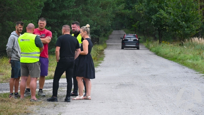 Droga Kuźnica Głogowska - Myszyniec do przebudowy. Przekazano plac budowy