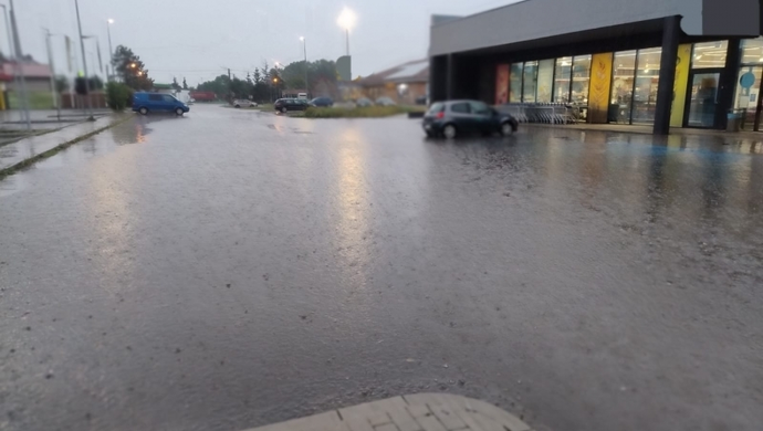 We Wschowie lało jak z cebra! Strażacy mieli pełne ręce roboty