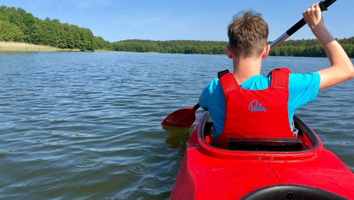 Wyprawa kajakowa - co zabrać ze sobą na niezapomnianą przygodę