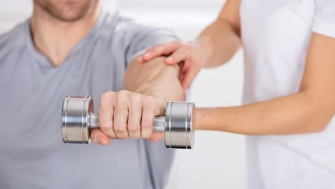 Rehabilitacja ruchowa dla dzieci i dorosłych – wsparcie w powrocie do pełnej sprawności