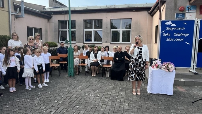 Nowy rok szkolny w gminie Szlichtyngowa. Ponad pół tysiąca uczniów wróciło do ławek