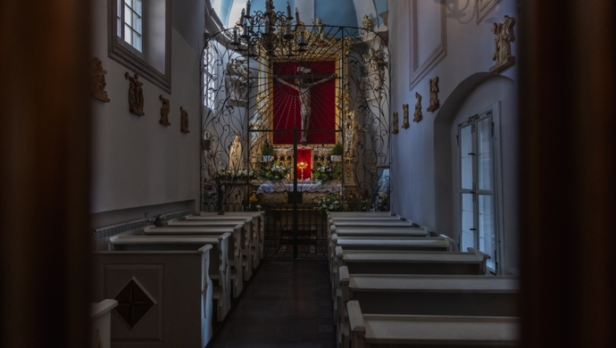 W październiku będą modlić się przez całą dobę. Katolicka Wschowa organizuje „Nieustający Różaniec”