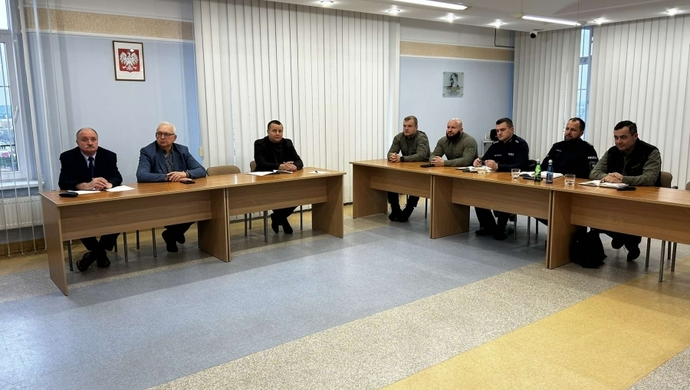 Powiatowy Zespół Zarządzania Kryzysowego spotkał się w związku z HPAI