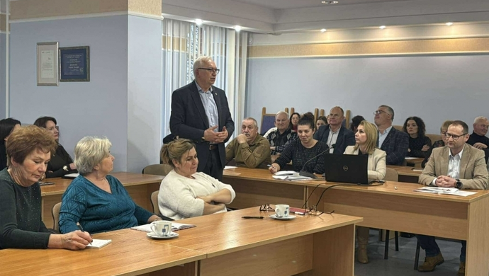 Z urzędnikami rozmawiali o współpracy. Przedstawiciele stowarzyszeń spotkali się w Starostwie 