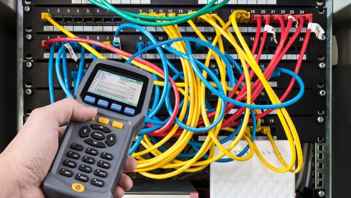 Nowoczesne rozwiązania elektrotechniczne – komponenty i akcesoria dostępne w sklepie internetowym