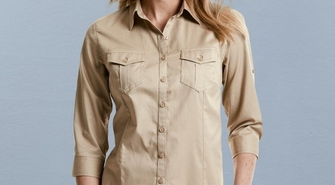 Odzież reklamowa z logo - postaw na wysoką jakość ubrań