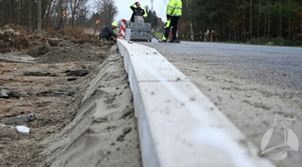 Powstaje chodnik w stronę cmentarza