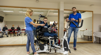 Innowalk dostępny dla wszystkich. „Zapraszamy osoby korzystające z wózka inwalidzkiego lub mające duże ograniczenie chodu”