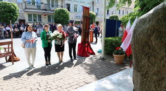 Szlichtyngowa świętowała 233. rocznicę Konstytucji 3 Maja - msza, przemówienia i patriotyczny spektakl