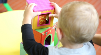 Dlaczego wybrać żłobek dwujęzyczny dla swojego dziecka?