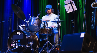 Szymon Gąsiorek i jego Pimpono 2+4 wystąpili we Wschowie. W CKiR wybrzmiał eksperymentalny jazz