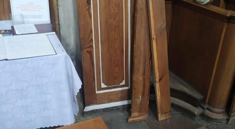 Zuchwała kradzież w osieckim klasztorze. Sprawca zostawił nietypowy ślad