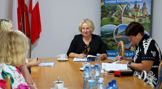 Rusza przebudowa drogi przy szkole w Starych Drzewcach. Bezpieczniej dla uczniów