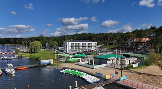 Oficjalnie podniosą banderę. Yacht Klubu Polski Sława zaprasza żeglarzy