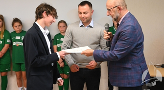 Sukcesy na boisku i w nauce. Zdolna sławska młodzież doceniona