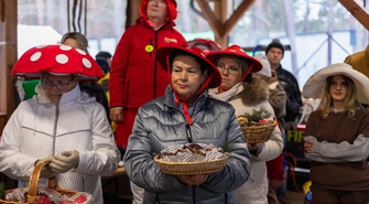 Konkursy, a potem wspólna biesiada. KGW bawiły się na II Ludowym Grzybobraniu [ZDJĘCIA]
