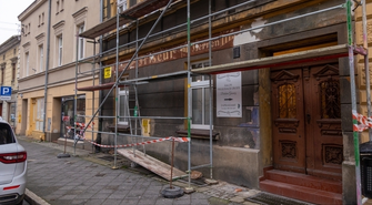 Ten szyld pamięta mieszkańców Fraustadt. Dziś przechodzi renowację