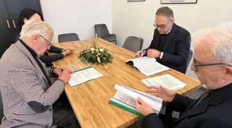 Podpisano umowę na termomodernizację szkoły w Osowej Sieni