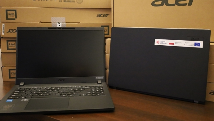 38 laptopów dla uczniów ZPE Szlichtyngowa. Wartość sprzętu to ponad 110 tys. zł