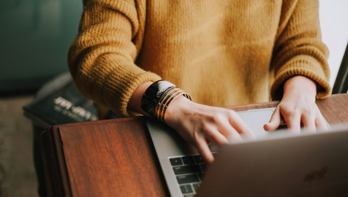 Logistyka w e-commerce – jak poradzić sobie z wyzwaniami związanymi z rosnącym wolumenem zamówień?