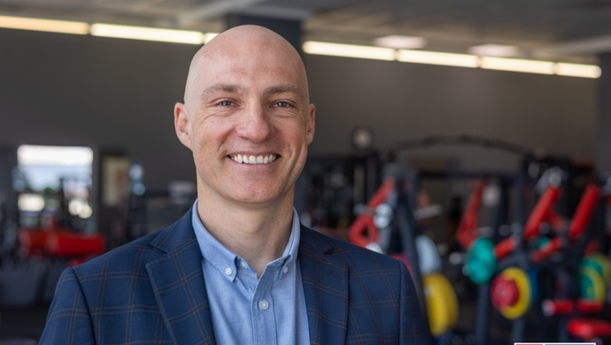 Jakie są fakty na temat Klubu Milona? Artur Obuchowicz odpowiada [WYWIAD]