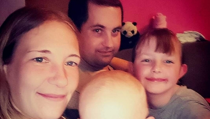 Zespół Sudecka zniszczył jej zdrowie i życie zawodowe. Małgorzata Kramarczyk prosi o wsparcie