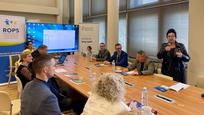 Urszula Chudak po spotkaniu Lubuskiej Rady Seniorów: Kiosk profilaktyczny działa, specjaliści czekają