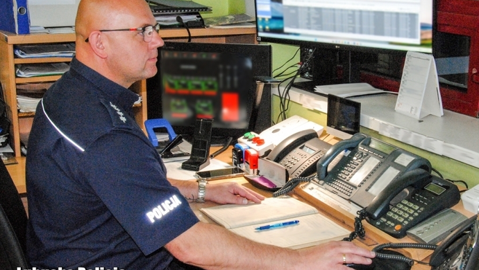 Zadzwoniła na numer alarmowy z rozpaczy. Gdyby nie dyżurny wschowskiej policji, mogło dojść do tragedii