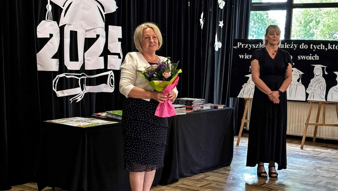 W Jędrzychowicach, Starych Drzewcach i Szlichtyngowej podsumowano rok nauki 509 uczniów