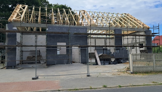 Druhowie z Goli doczekają się remizy z prawdziwego zdarzenia. Rozbudowa idzie pełną parą