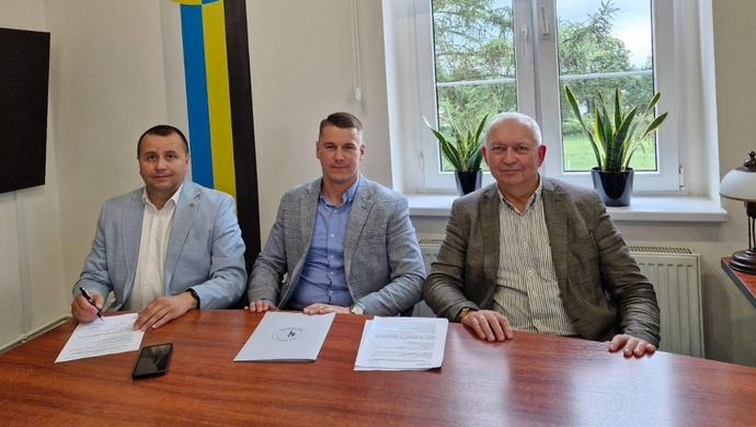 Remont drogi w Wyszanowie. Powiat Wschowski podpisał umowę