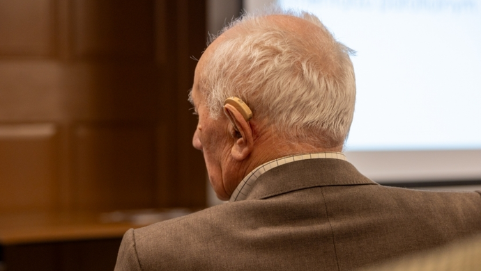 Konkurs dla pracowników socjalnych i wolontariuszy. Nagrody czekają na tych, którzy wspierają seniorów