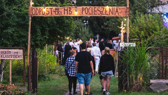 Franciszkanie zapraszają do ogrodów klasztornych. Zbliża się odpust ku czci Matki Bożej Pocieszenia