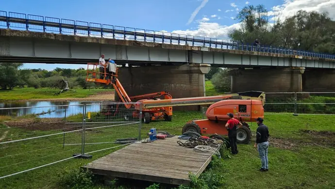 Remont mostu w Wyszanowie wystartował. Kierowcy pojadą przez Niechlów