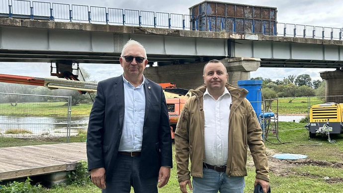 Remonty w Wyszanowie rozpoczęte. Powiat naprawia most i drogę uszkodzone przez powódź [FOTO]