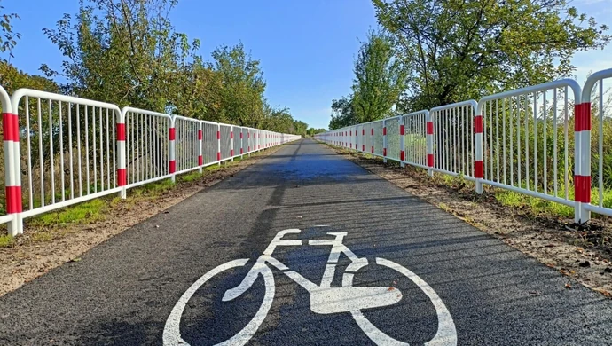 Na rowerze śladem nieczynnej linii kolejowej. Szlichtyngowa-Dryżyna na finiszu