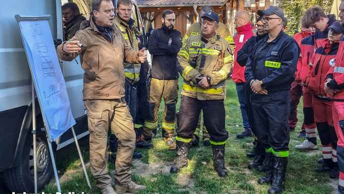 70 osób, drony, quady i łodzie. Intensywne ćwiczenia w lasach pod Radzyniem