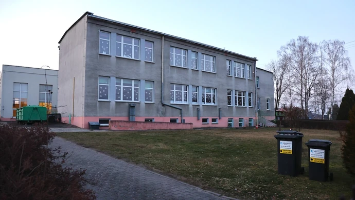 Radni znów za likwidacją szkoły w Lginiu. Uchwała przyjęta, czas na opinię Kuratora