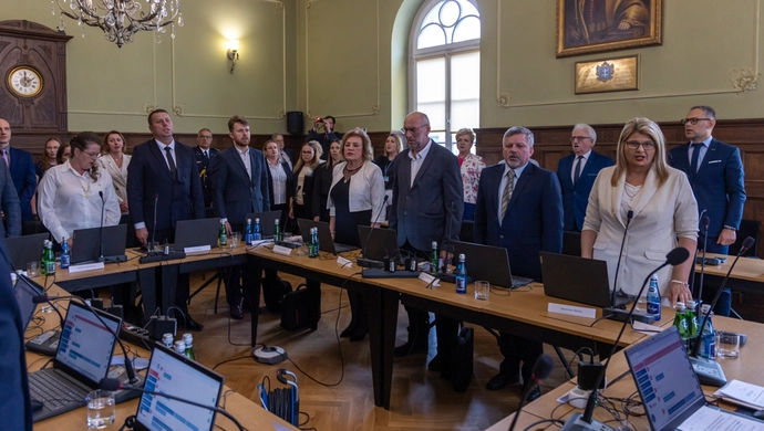 Rekordowe 140 milionów złotych. Radni jednogłośnie za budżetem Wschowy na 2026 r.