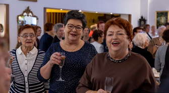 Noworoczne spotkanie wschowskiego UTW. Seniorzy wznieśli toast za 2025 rok [ZDJĘCIA]