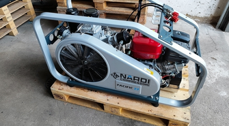 OSP Wschowa z nowym sprzętem. Butle napełnią szybciej i sprawniej