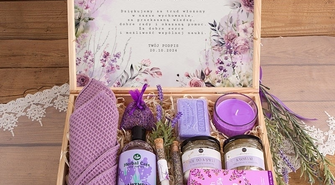 Dzień Nauczyciela – jakie prezenty sprawią radość? Prezenty dla nauczycielki