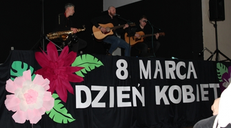 Dzień Kobiet w Szlichtyngowej. Koncert, życzenia i spotkanie przy poczęstunku