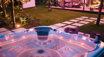 Jacuzzi na tarasie – jak maksymalnie wykorzystać przestrzeń?