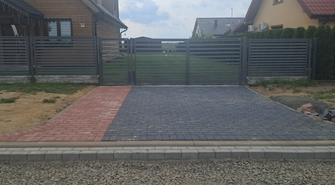 Przebudowa dróg w Goli. Czas na układaniu sieci kanalizacji deszczowej