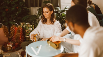 Prezent na święta dla przyjaciół - podaruj emocje!