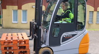Staszic inwestuje w zawodowców. Uczniowie zdobyli uprawnienia dzięki unijnym funduszom