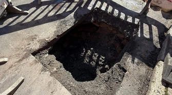 Dziura w jezdni na Kostki. Praca naprawcze ruszą od poniedziałku