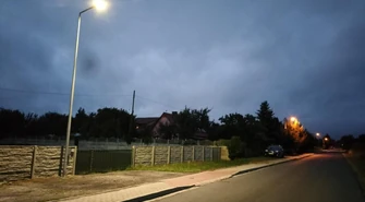 Dodatkowe oświetlenie w Goli. Gmina postawiła słup LED przy posesji 43a